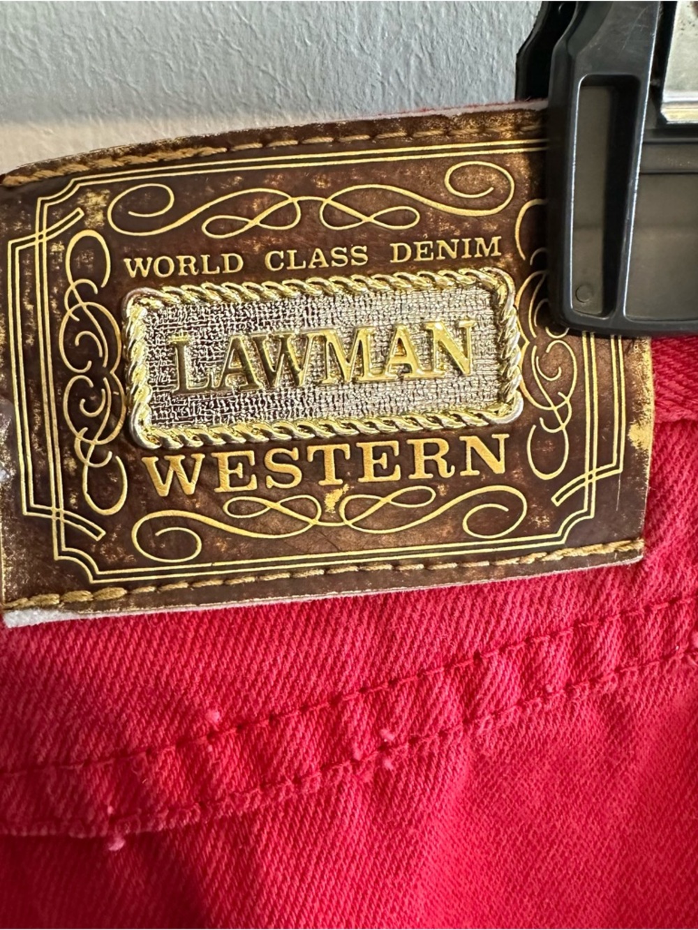 13 (30) Vintage 90s Lawman Western Red Jeans